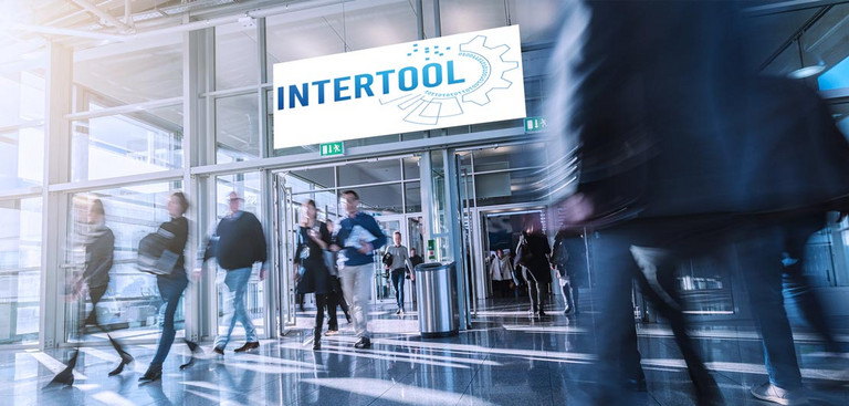 Messehalle Eingangsbereich Intertool